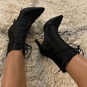 Black Satin Pointy Toe Lace Up Heeled Bootie 👢🫶🏼
